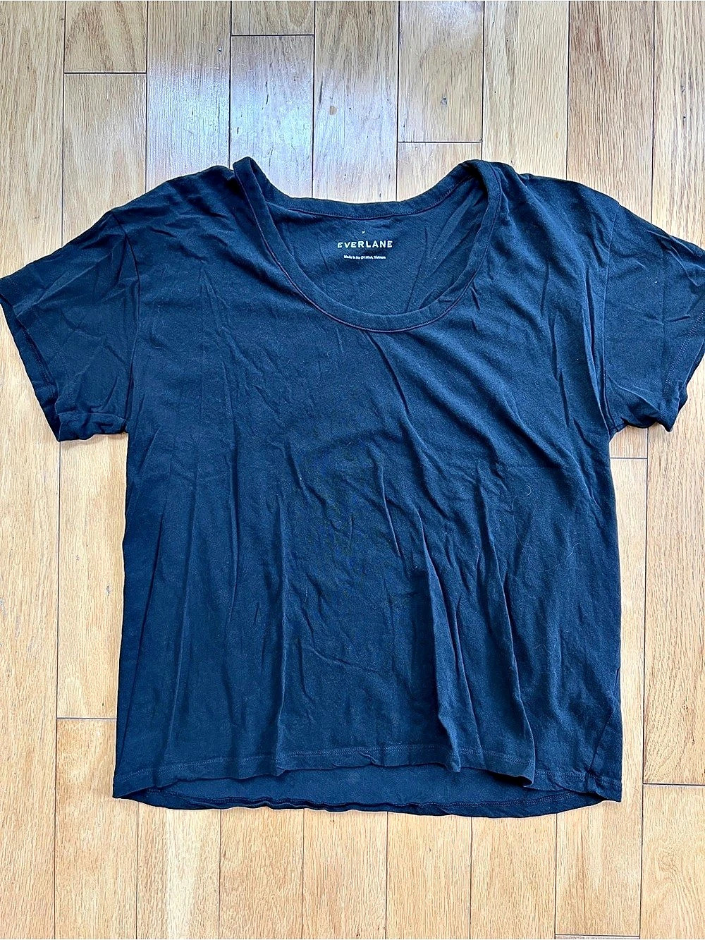 Everlane Essential Cotton Short Sleeve Tee in Black